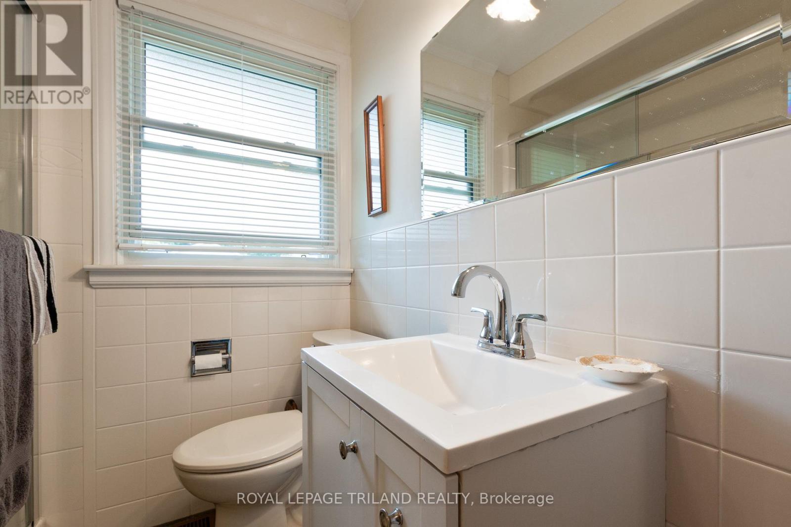 53 Treelawn Avenue, Aylmer, Ontario  N5H 2J4 - Photo 26 - X12420927