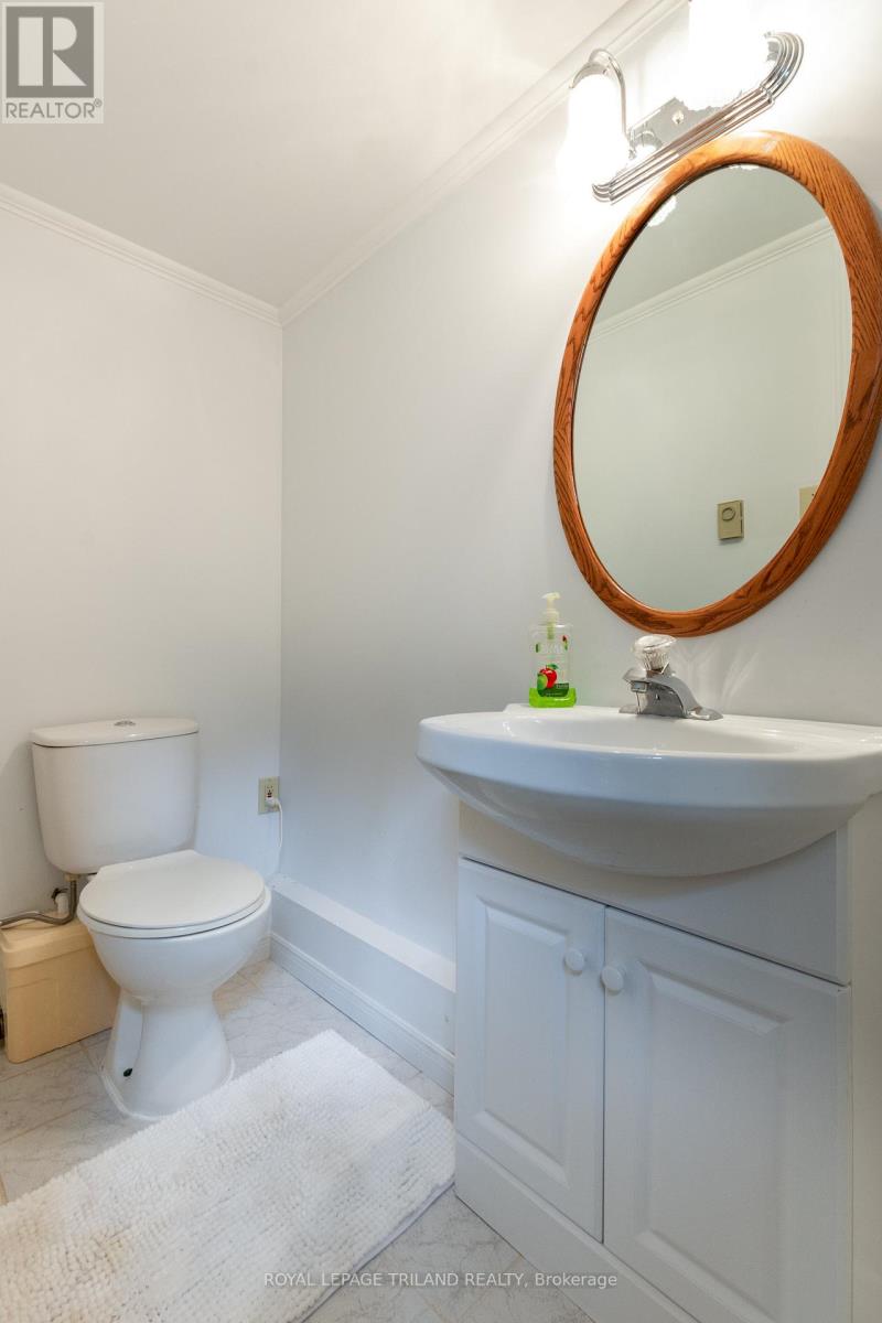 53 Treelawn Avenue, Aylmer, Ontario  N5H 2J4 - Photo 34 - X12420927