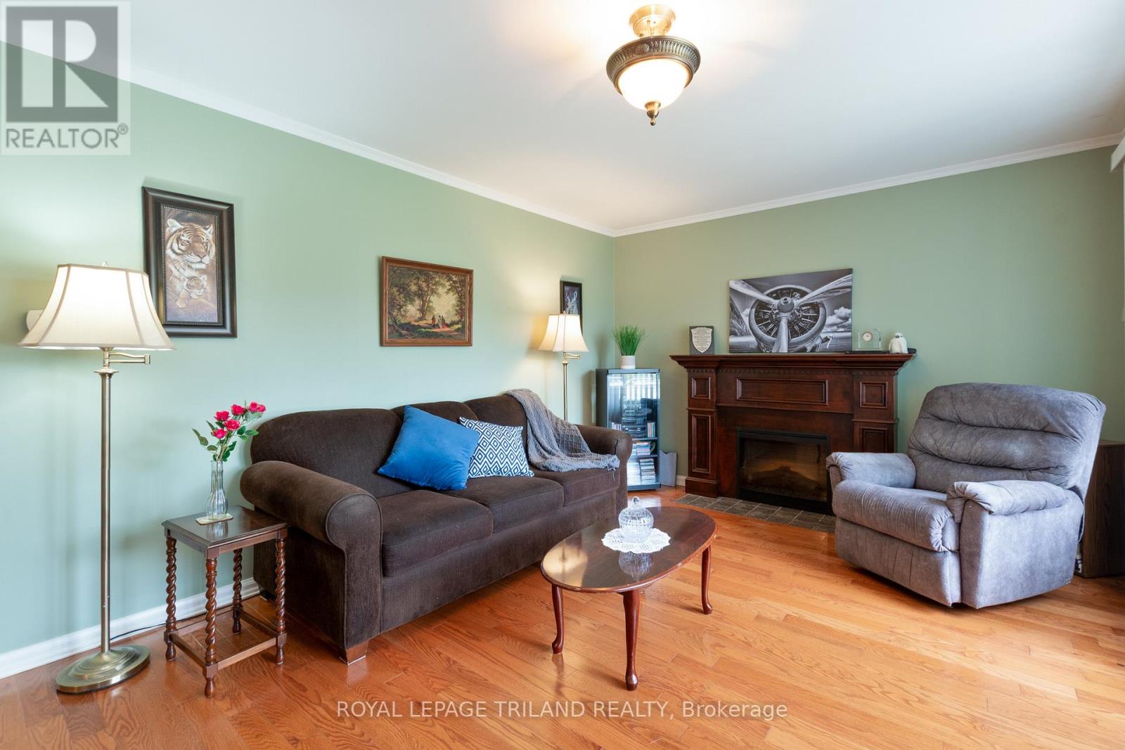 53 Treelawn Avenue, Aylmer, Ontario  N5H 2J4 - Photo 8 - X12420927