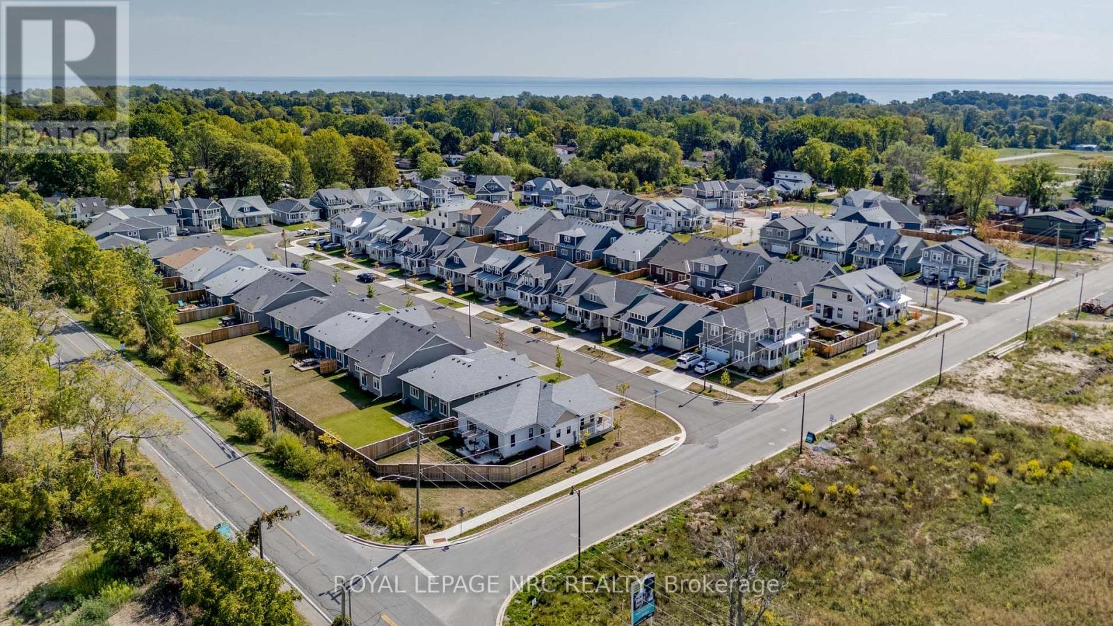 63 Beachwalk Crescent, Fort Erie, Ontario  L0S 1B0 - Photo 46 - X12400990