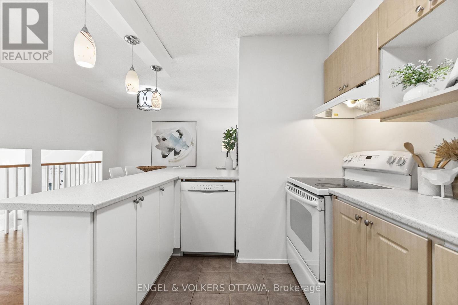 202 Royalton Private, Ottawa, Ontario  K1V 9S3 - Photo 12 - X12420938