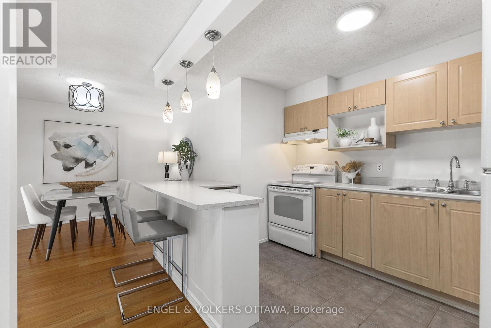 202 Royalton Private, Ottawa, Ontario  K1V 9S3 - Photo 9 - X12420938