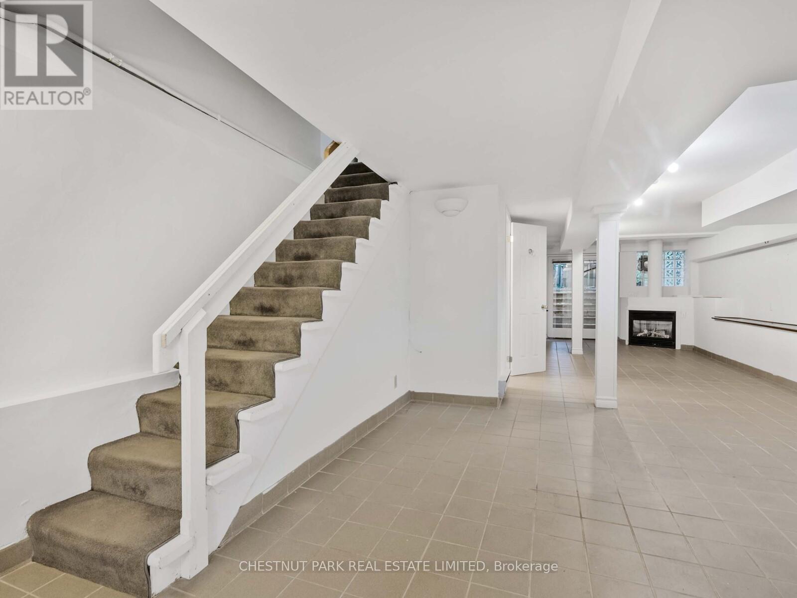 657 Davenport Road, Toronto, Ontario  M5R 1L3 - Photo 10 - C12420846