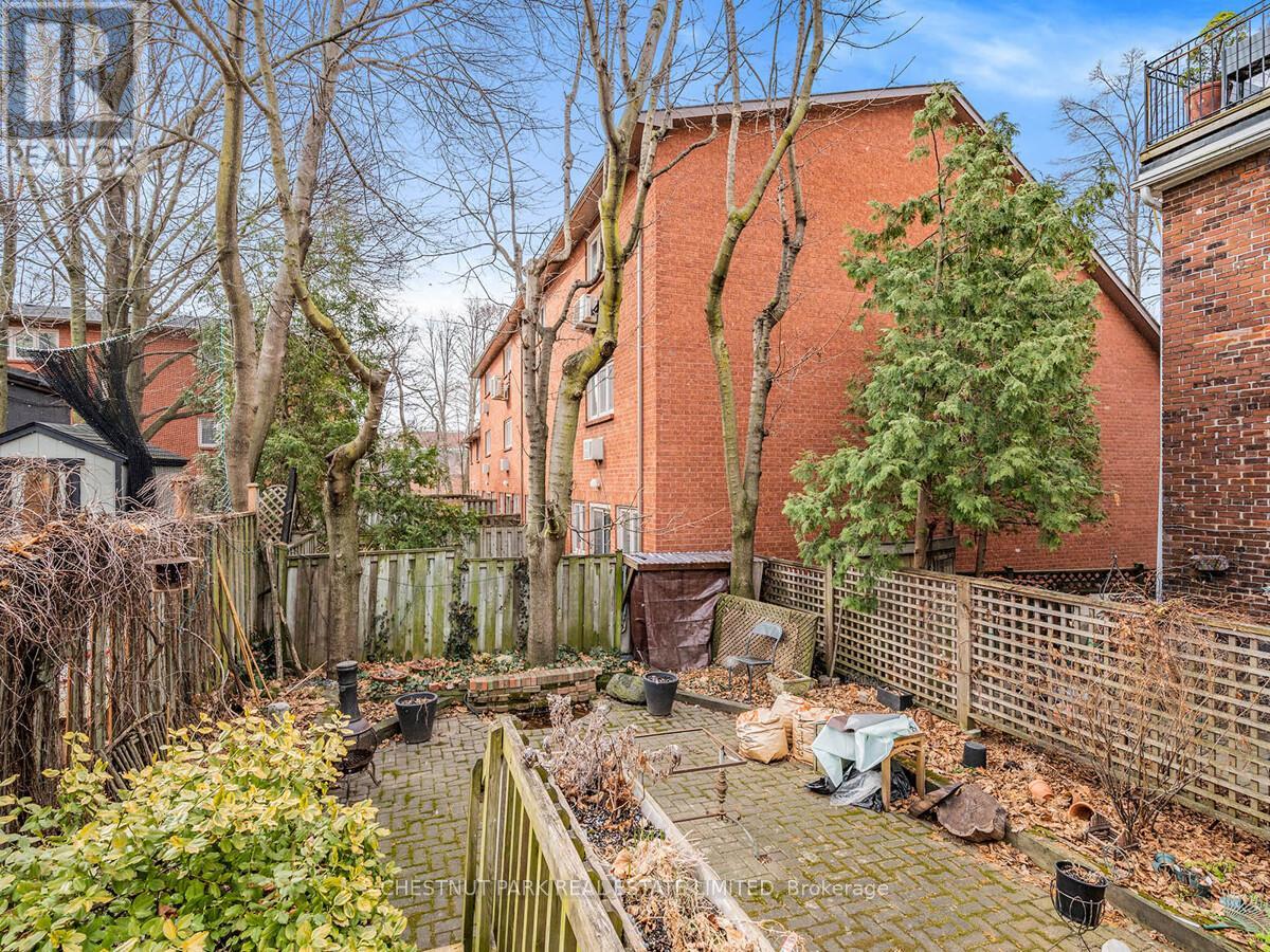657 Davenport Road, Toronto, Ontario  M5R 1L3 - Photo 26 - C12420846
