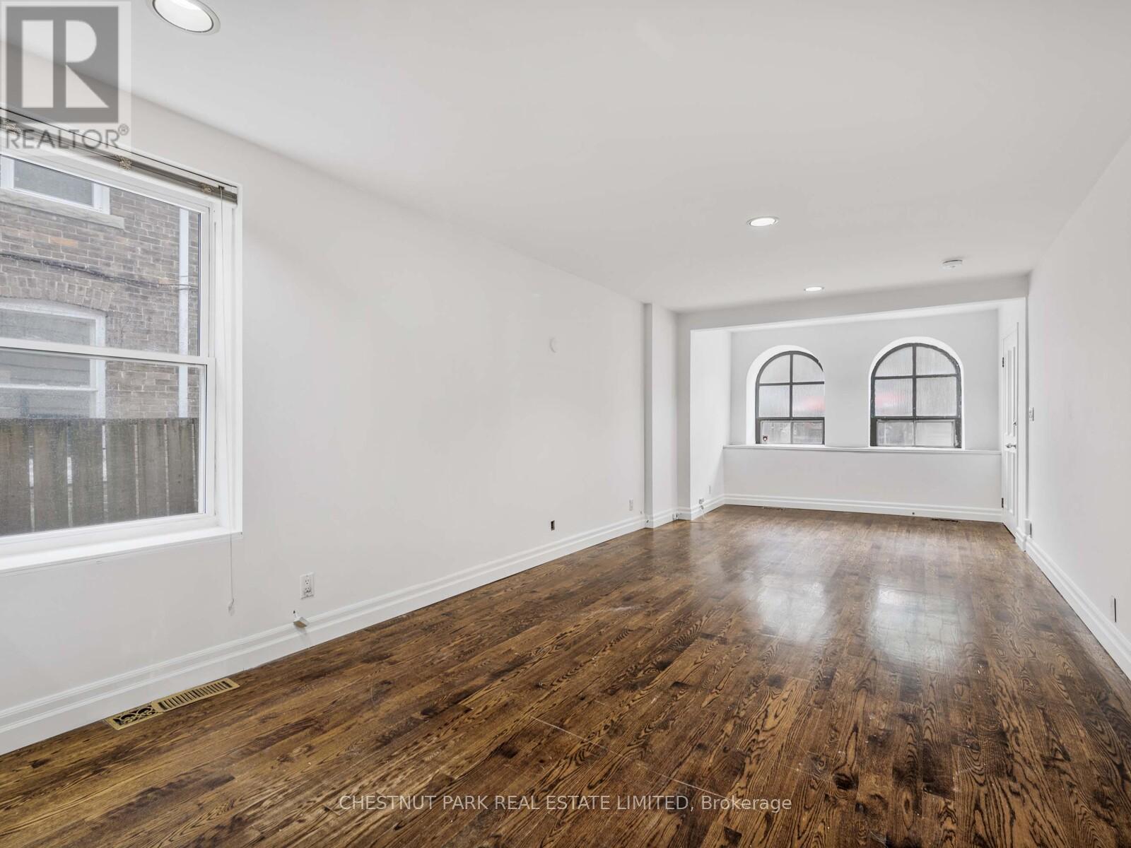657 Davenport Road, Toronto, Ontario  M5R 1L3 - Photo 4 - C12420846