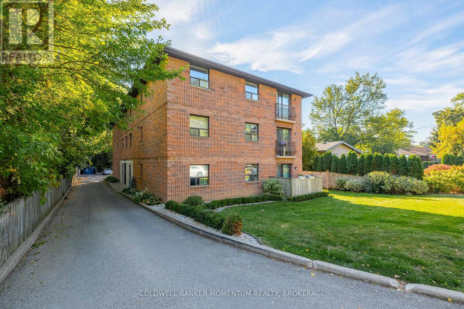301 - 78 Welland Street N, Thorold, Ontario  L2V 2C1 - Photo 1 - X12420991