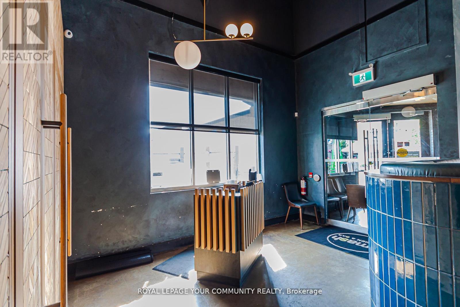 75 Consumers Drive, Whitby, Ontario  L1N 9S2 - Photo 13 - E12420775