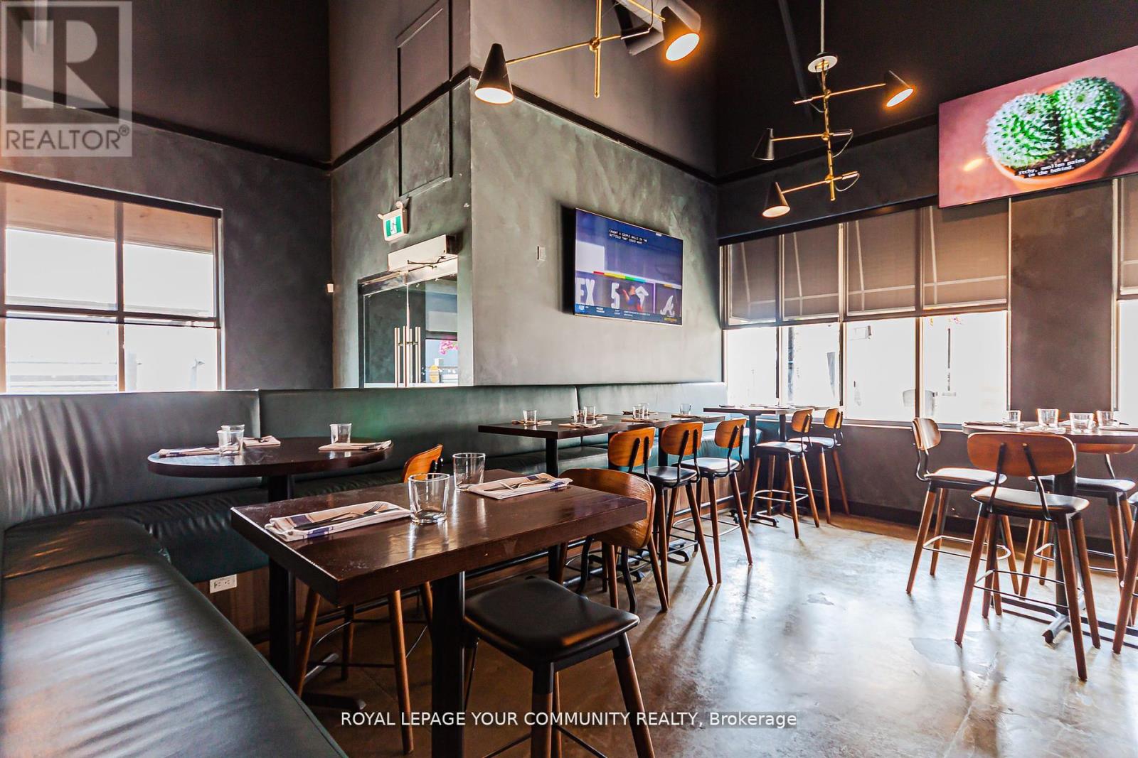 75 Consumers Drive, Whitby, Ontario  L1N 9S2 - Photo 15 - E12420775