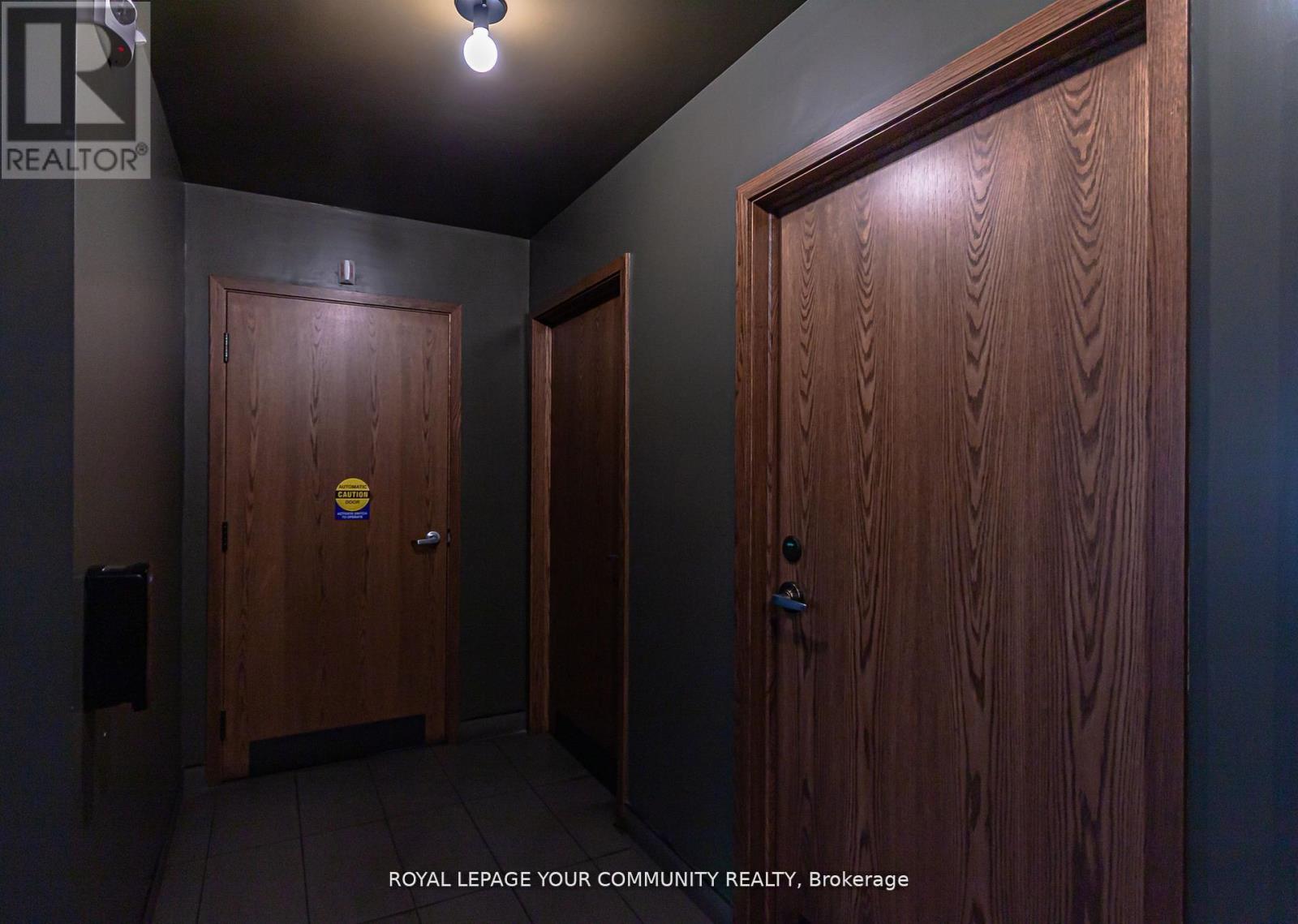 75 Consumers Drive, Whitby, Ontario  L1N 9S2 - Photo 28 - E12420775