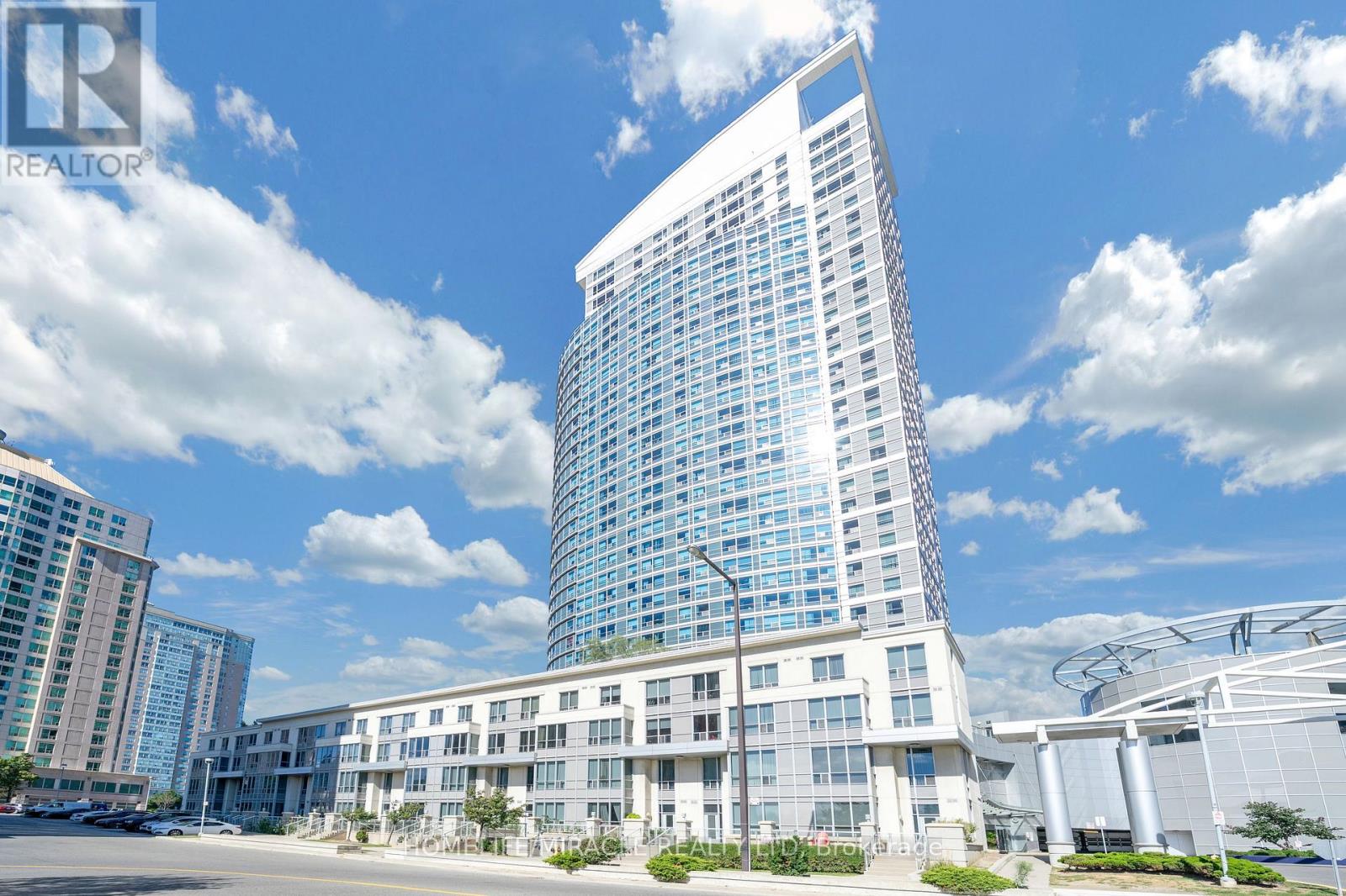 3011 - 36 LEE CENTRE DRIVE, Toronto, Ontario