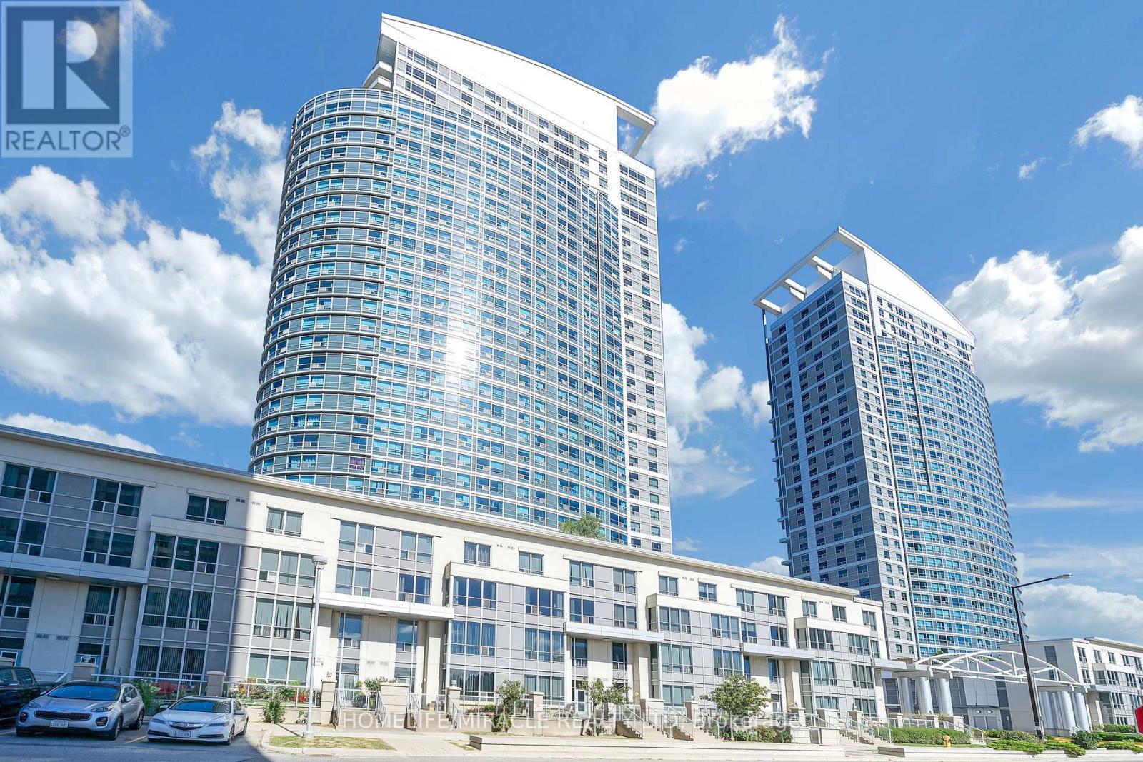 3011 - 36 Lee Centre Drive, Toronto, Ontario  M1H 3K2 - Photo 2 - E12420806