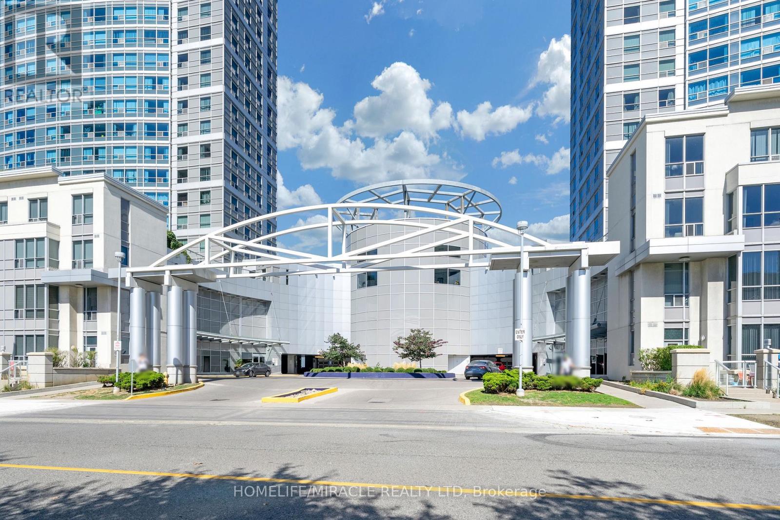 3011 - 36 Lee Centre Drive, Toronto, Ontario  M1H 3K2 - Photo 4 - E12420806