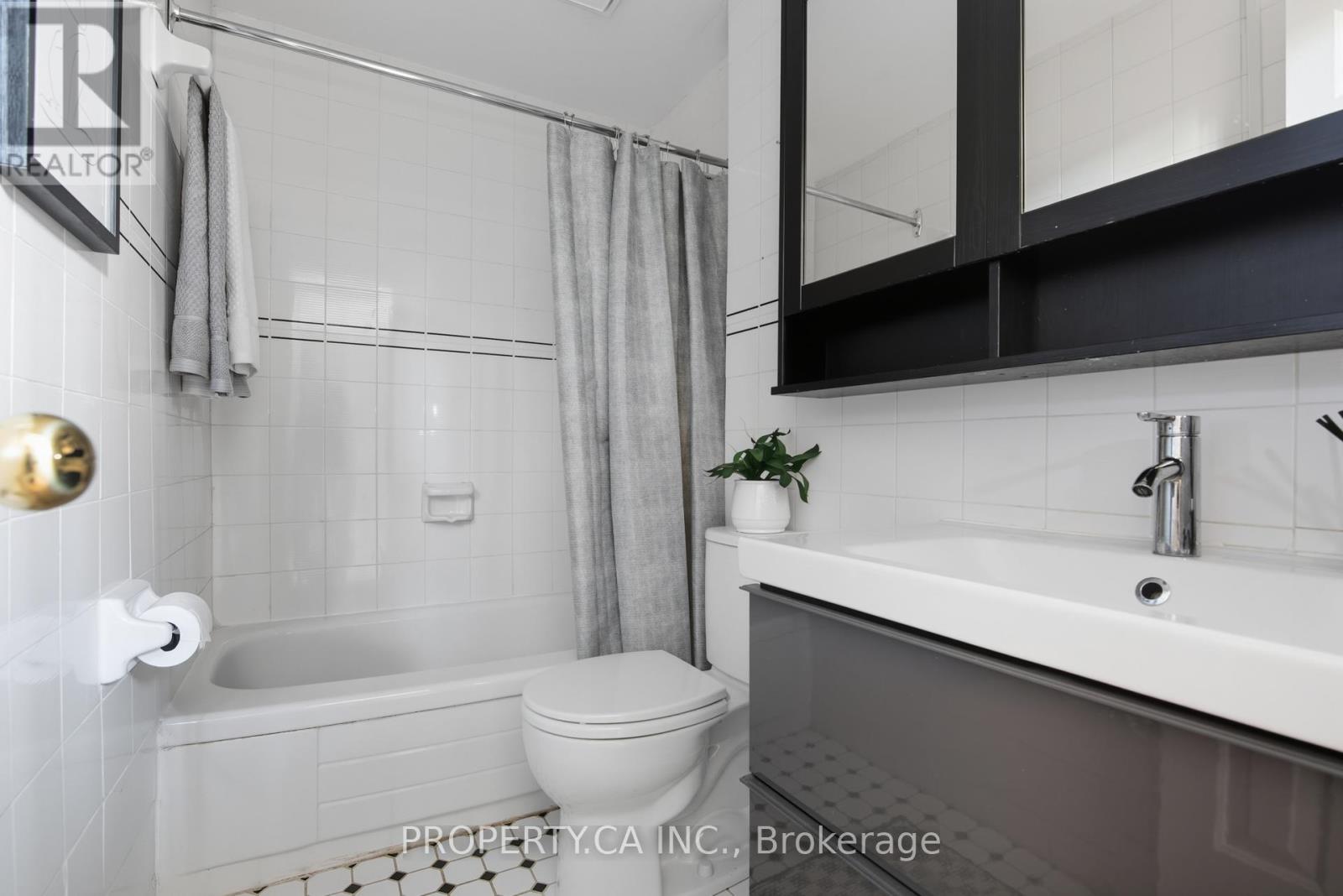 29 - 41 Battenberg Avenue, Toronto, Ontario  M4L 1J7 - Photo 18 - E12420809