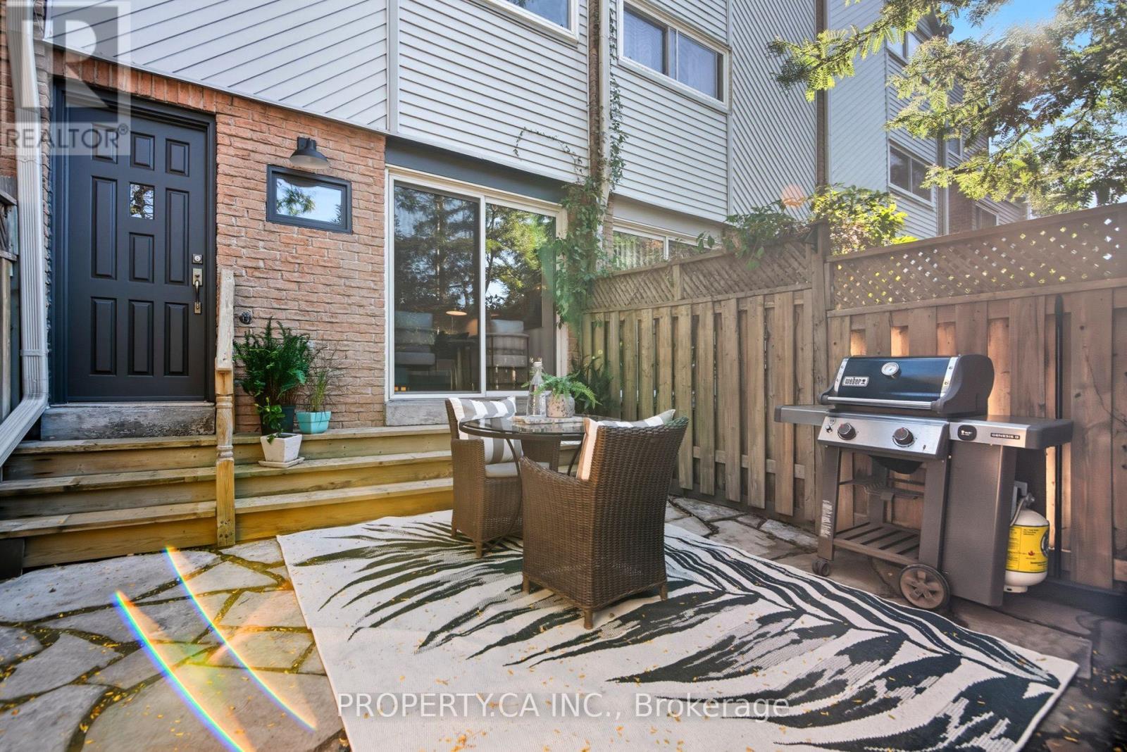 29 - 41 Battenberg Avenue, Toronto, Ontario  M4L 1J7 - Photo 2 - E12420809