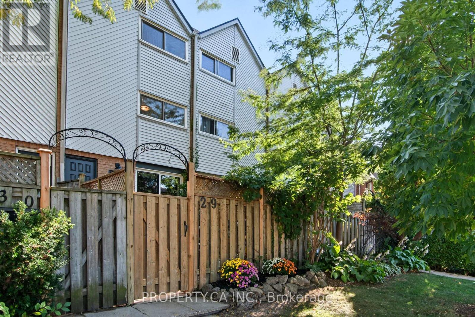 29 - 41 Battenberg Avenue, Toronto, Ontario  M4L 1J7 - Photo 29 - E12420809