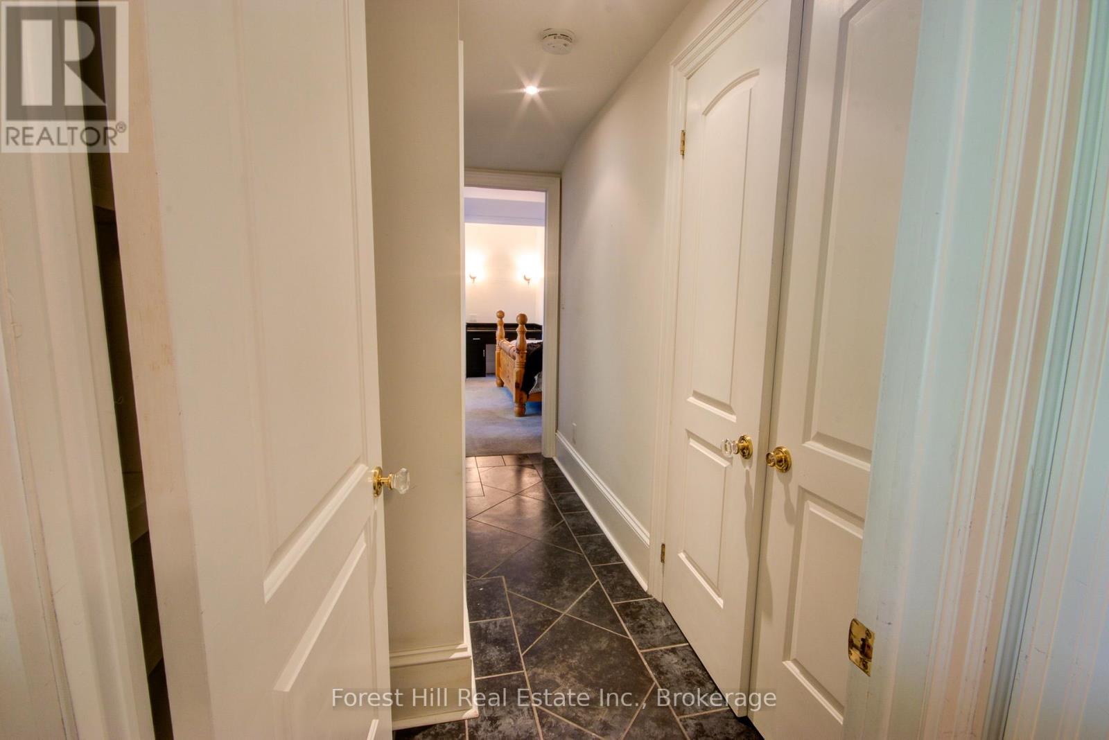 21 Lakeview Crescent, Seguin, Ontario  P2A 0B2 - Photo 23 - X12420919