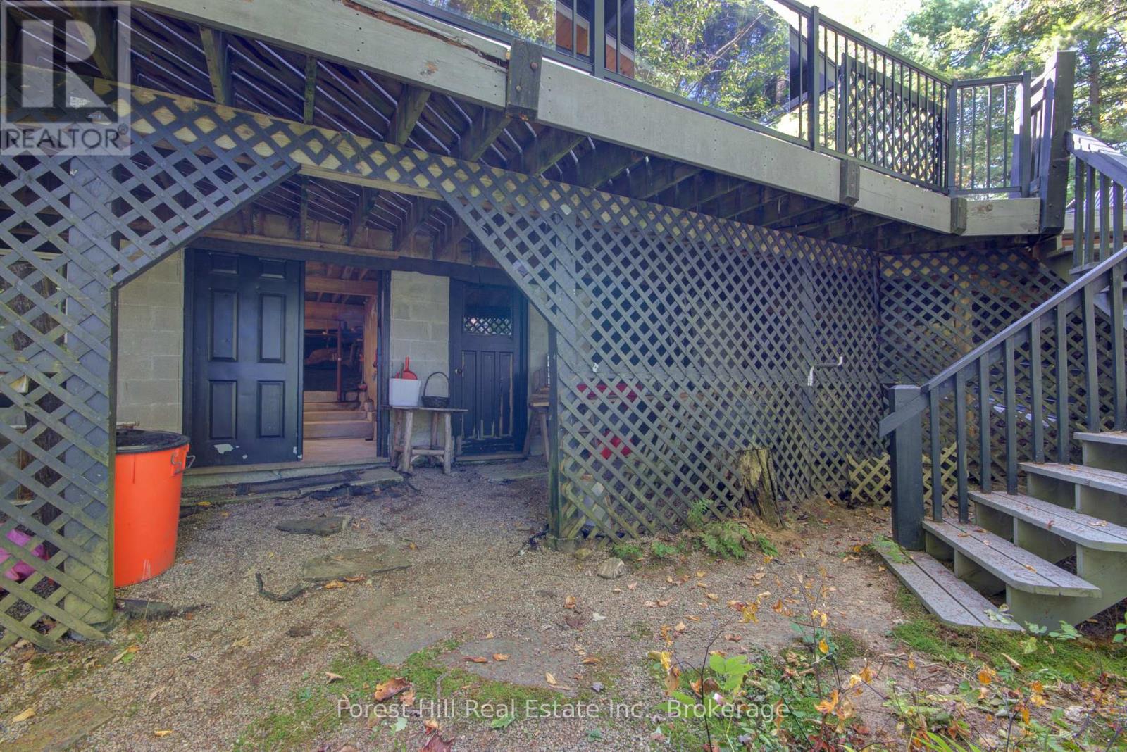 21 Lakeview Crescent, Seguin, Ontario  P2A 0B2 - Photo 40 - X12420919