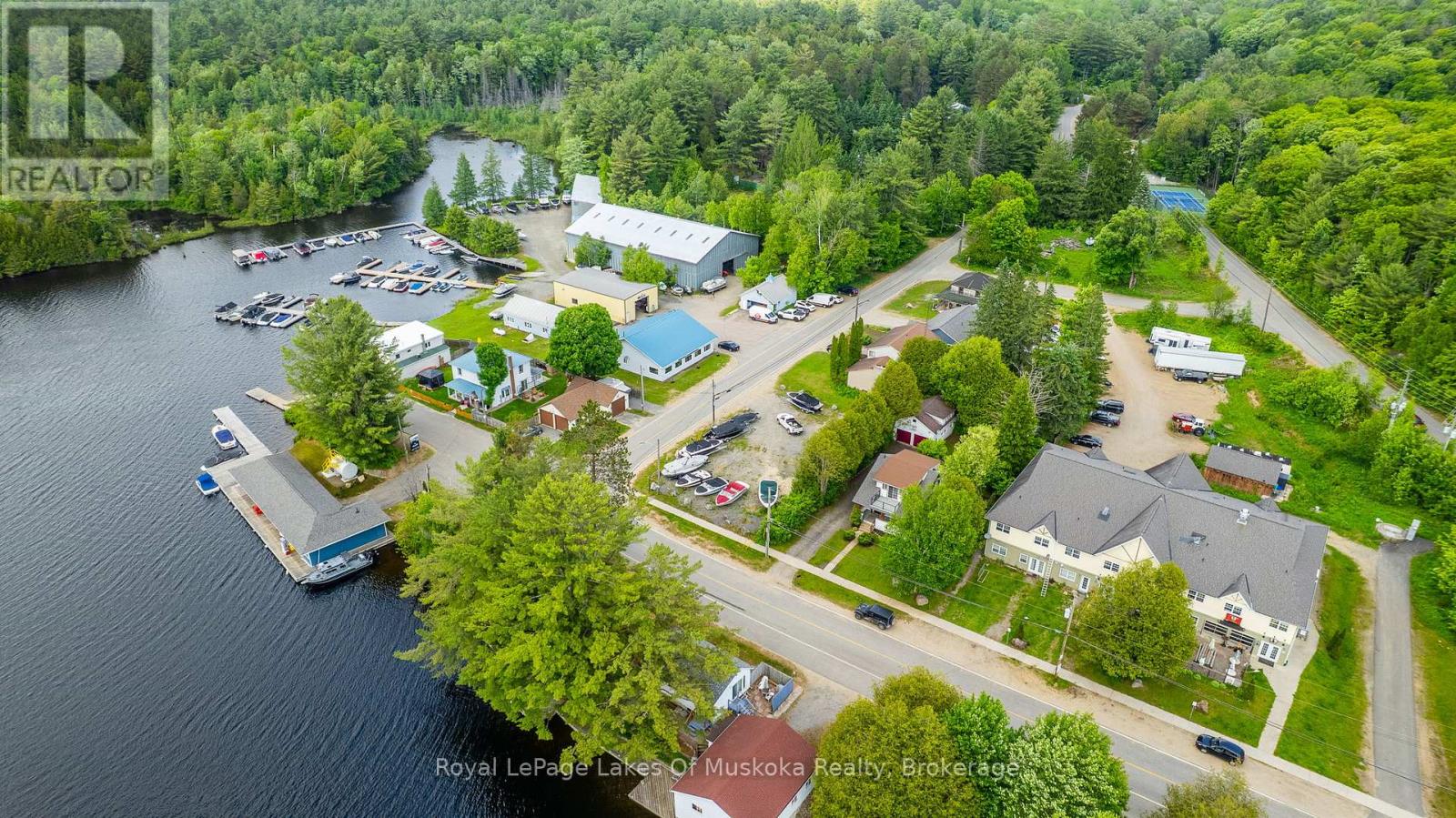 8 North Road, Lake Of Bays, Ontario  P0B 1A0 - Photo 45 - X12420975