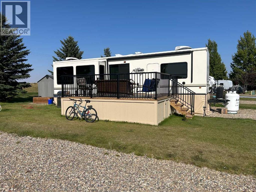 18 King Fisher Lane, Rural Vulcan County, Alberta  T0L 2B0 - Photo 2 - A2257958