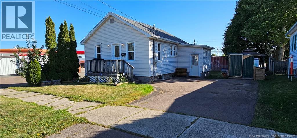 121 Salter Avenue, Moncton, New Brunswick  E1C 7R6 - Photo 2 - NB127212