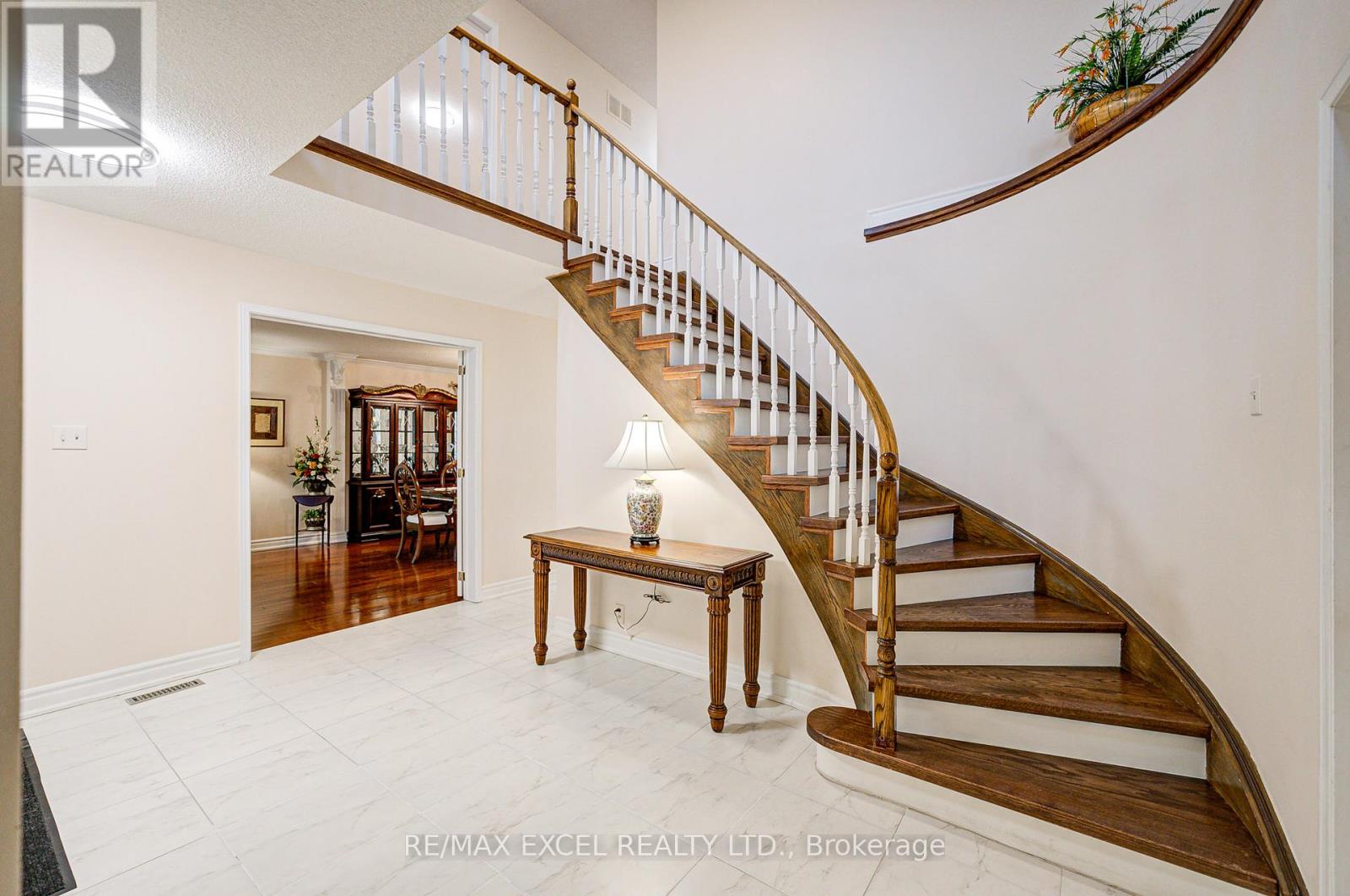 18 Tamara Drive, Richmond Hill, Ontario  L4S 1E7 - Photo 10 - N12420778