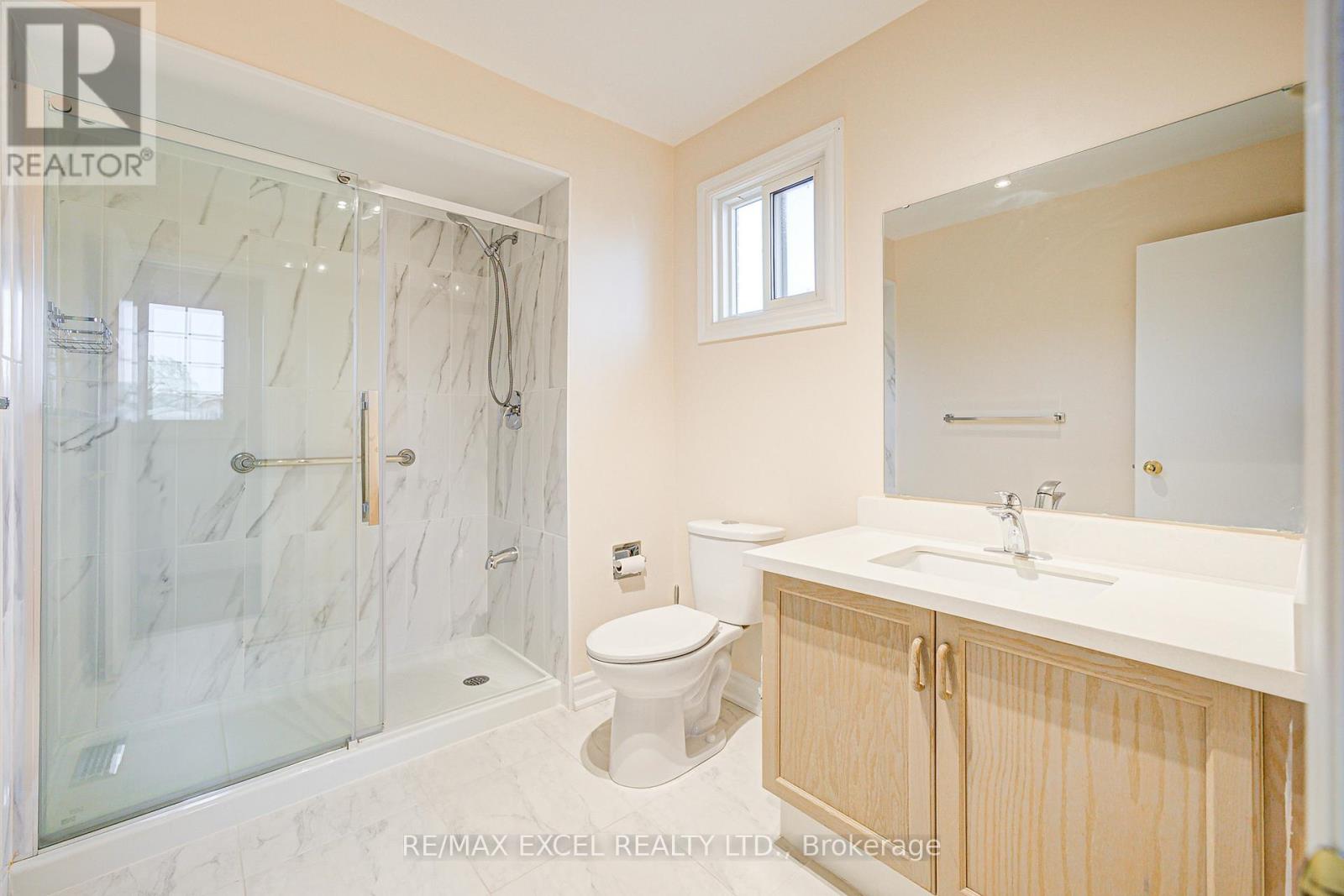 18 Tamara Drive, Richmond Hill, Ontario  L4S 1E7 - Photo 43 - N12420778