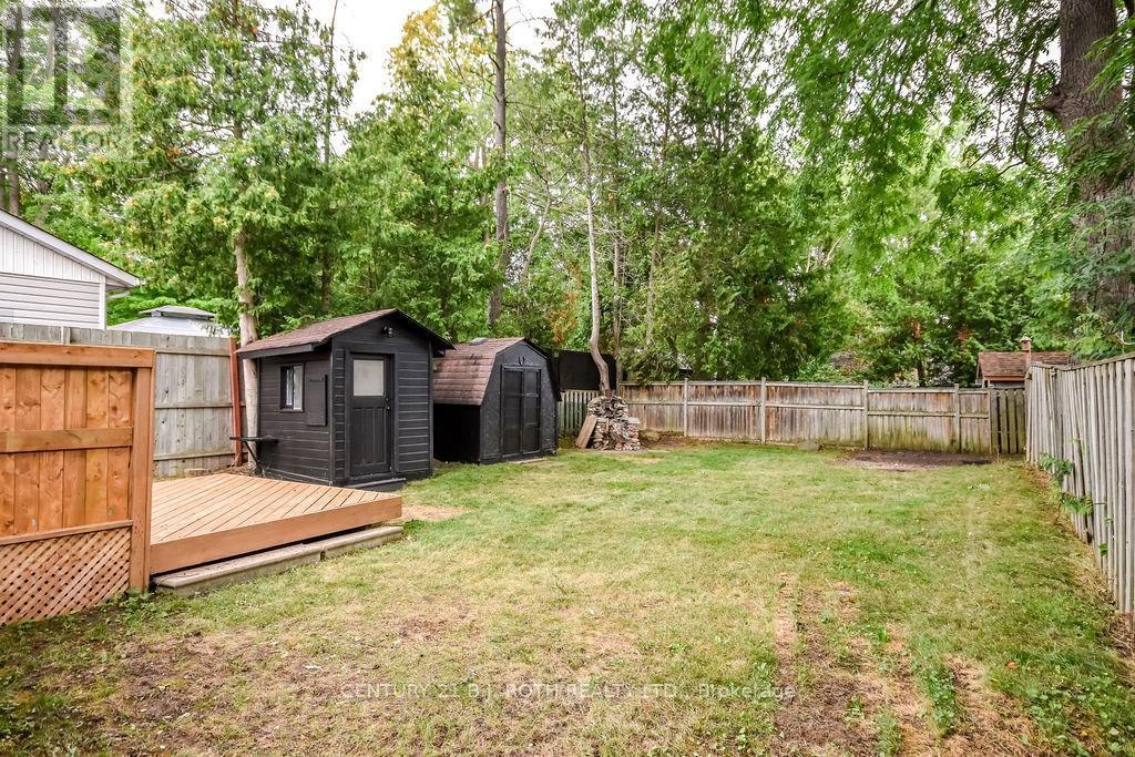 690 Hastings Avenue, Innisfil, Ontario  L9S 1Z3 - Photo 14 - N12420812