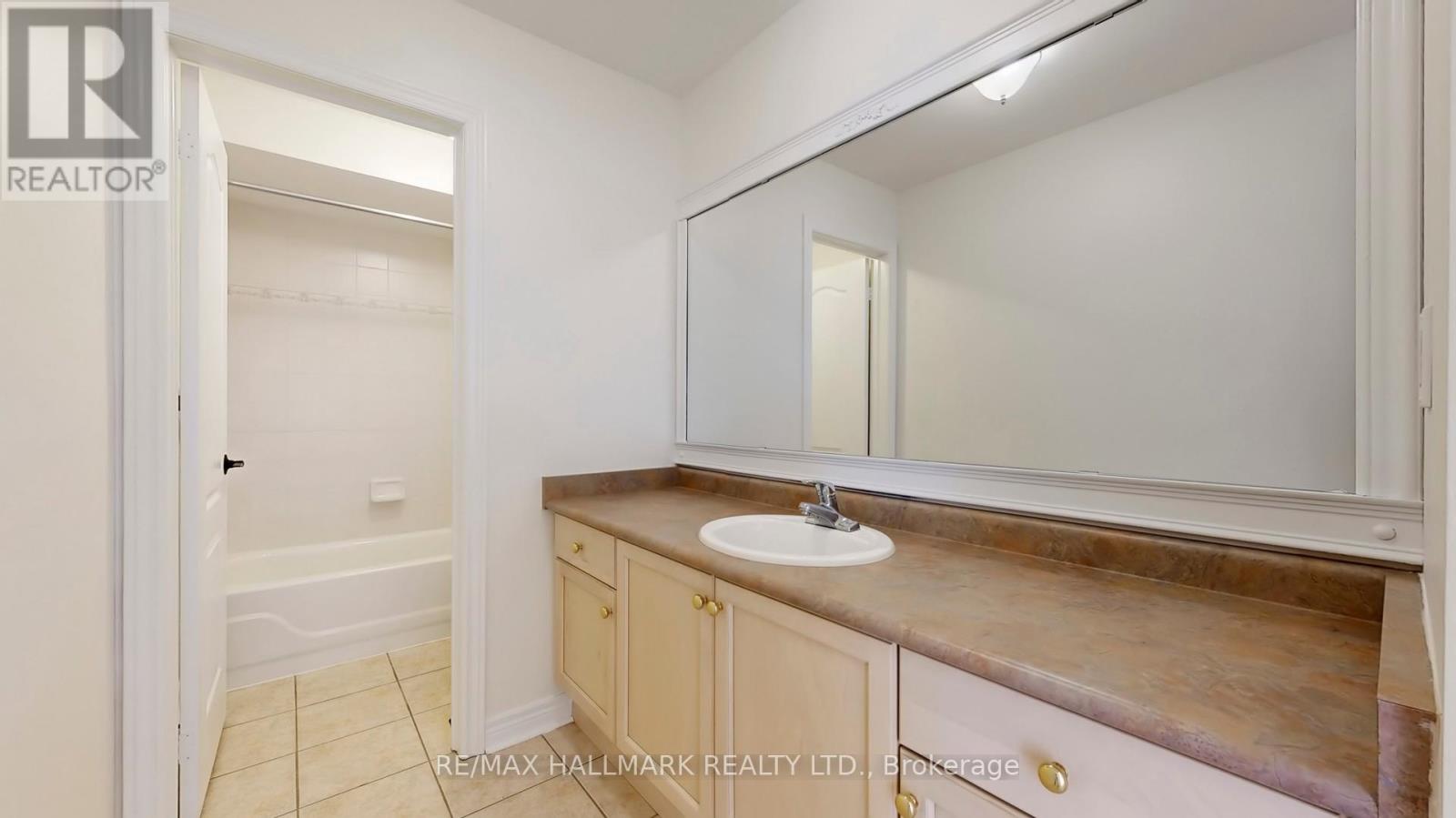 266 Napa Valley Avenue, Vaughan, Ontario  L4H 1L2 - Photo 16 - N12420906