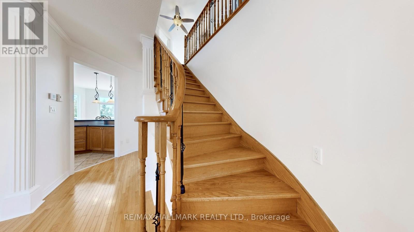 266 Napa Valley Avenue, Vaughan, Ontario  L4H 1L2 - Photo 4 - N12420906