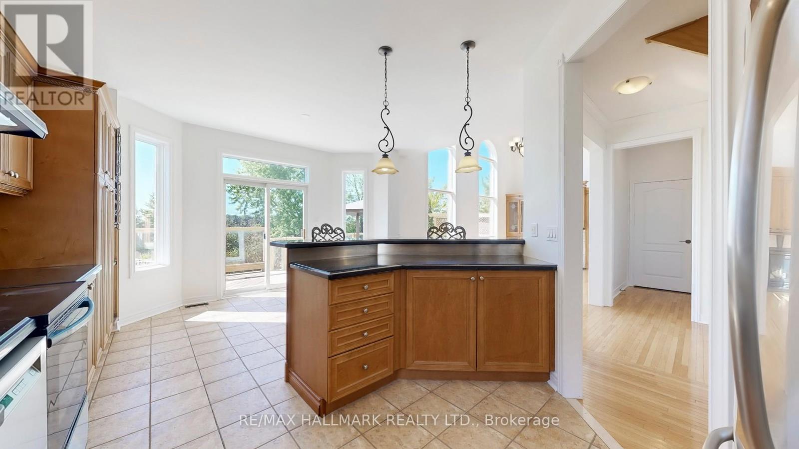 266 Napa Valley Avenue, Vaughan, Ontario  L4H 1L2 - Photo 6 - N12420906