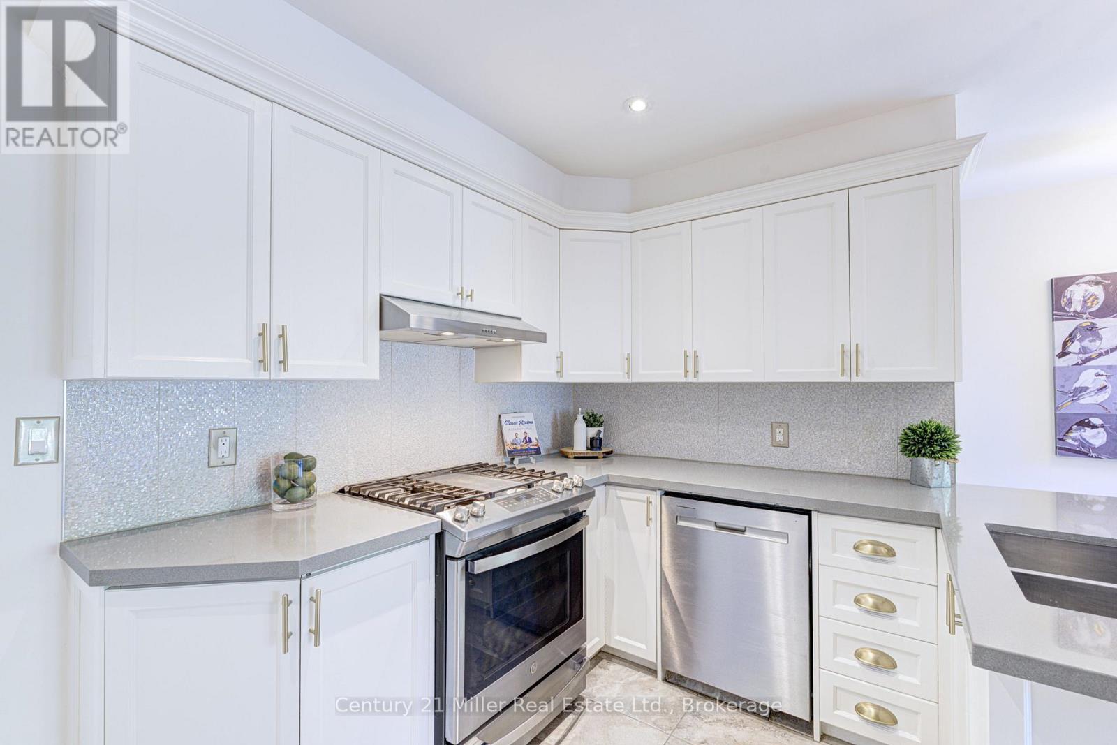 82 Withrow Avenue, Toronto, Ontario  M4K 1C9 - Photo 12 - E12420771