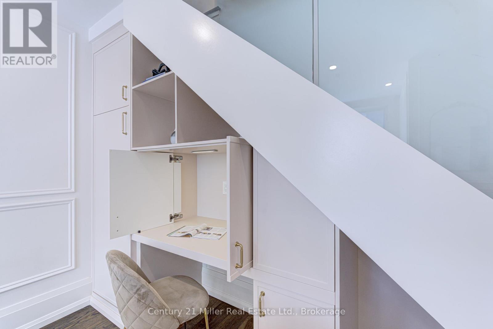 82 Withrow Avenue, Toronto, Ontario  M4K 1C9 - Photo 9 - E12420771