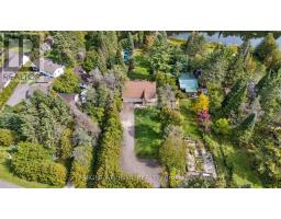11 NICHOLSON DRIVE, Uxbridge, Ontario