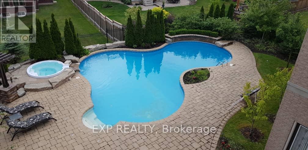 22 Longthorpe Court, Aurora (Bayview Southeast), Ontario  L4G 0K4 - Photo 48 - N12418746