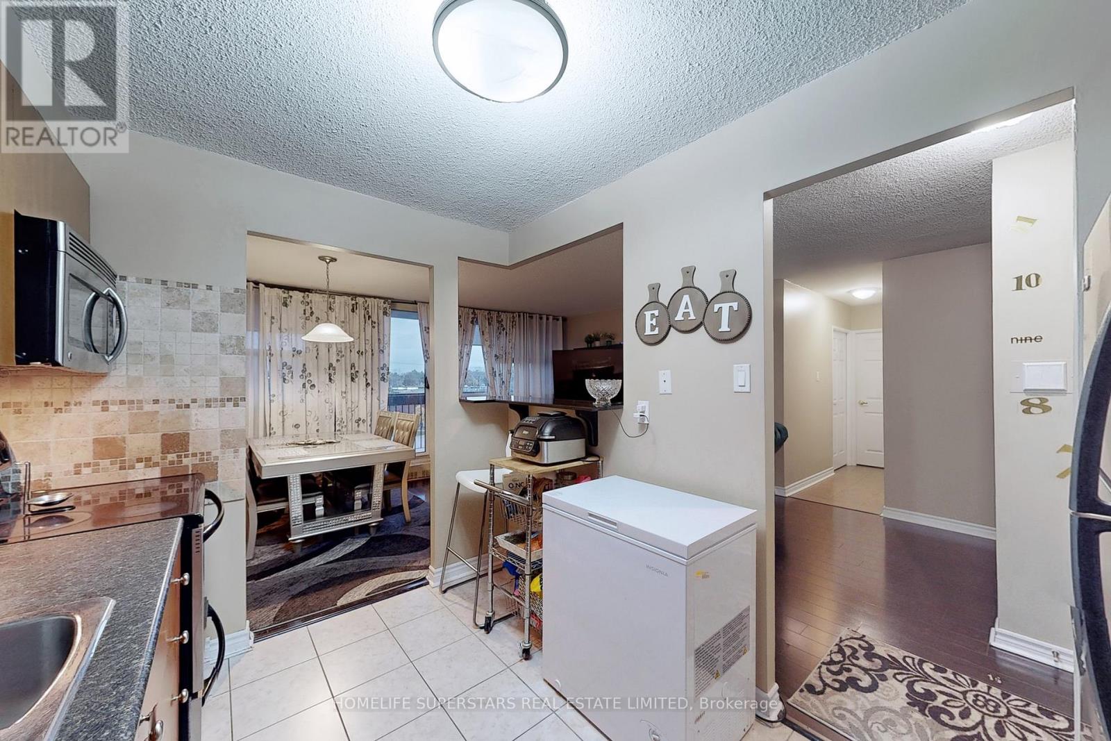 605 - 3501 Glen Erin Drive W, Mississauga, Ontario  L5L 2E9 - Photo 14 - W12296474