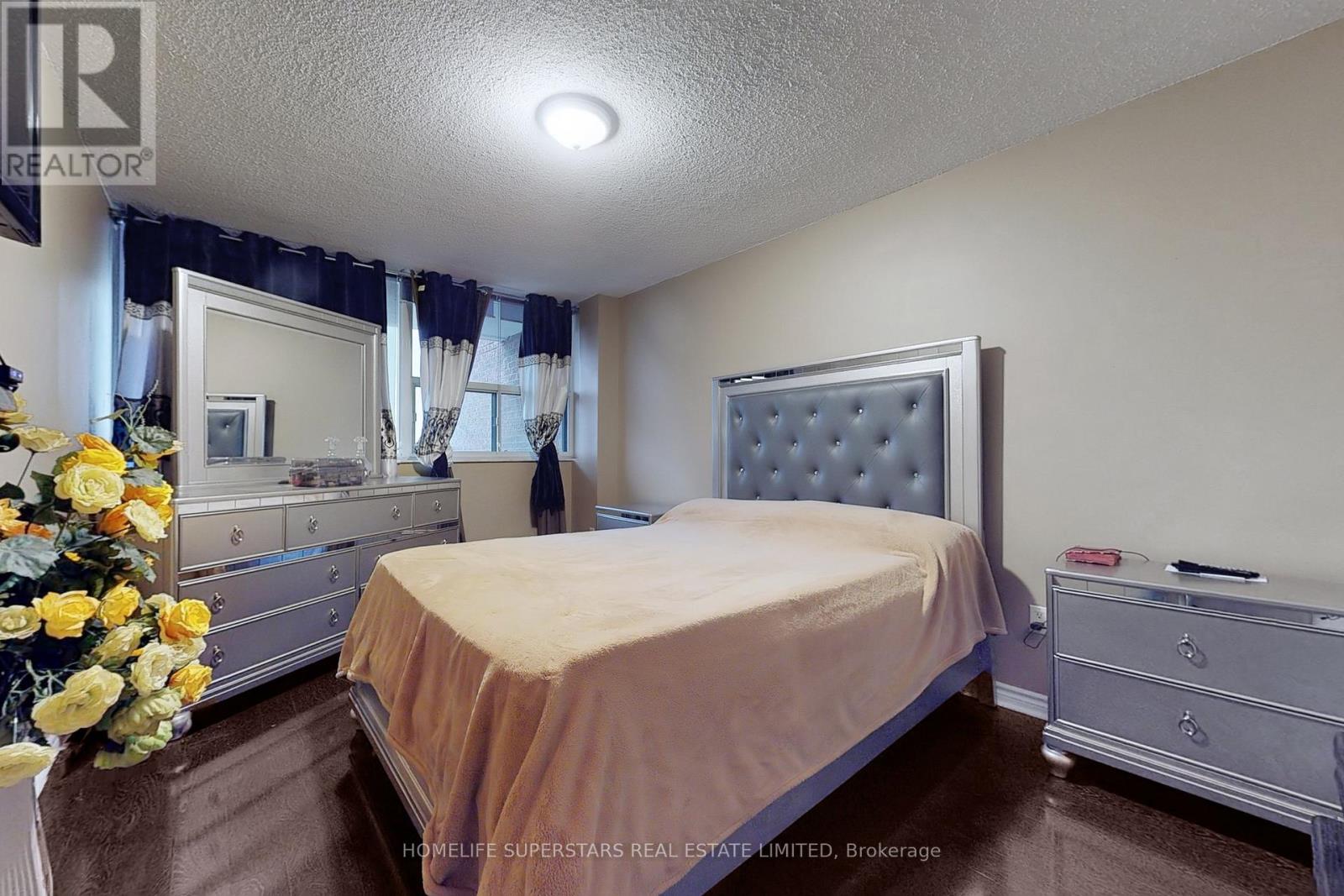 605 - 3501 Glen Erin Drive W, Mississauga, Ontario  L5L 2E9 - Photo 15 - W12296474