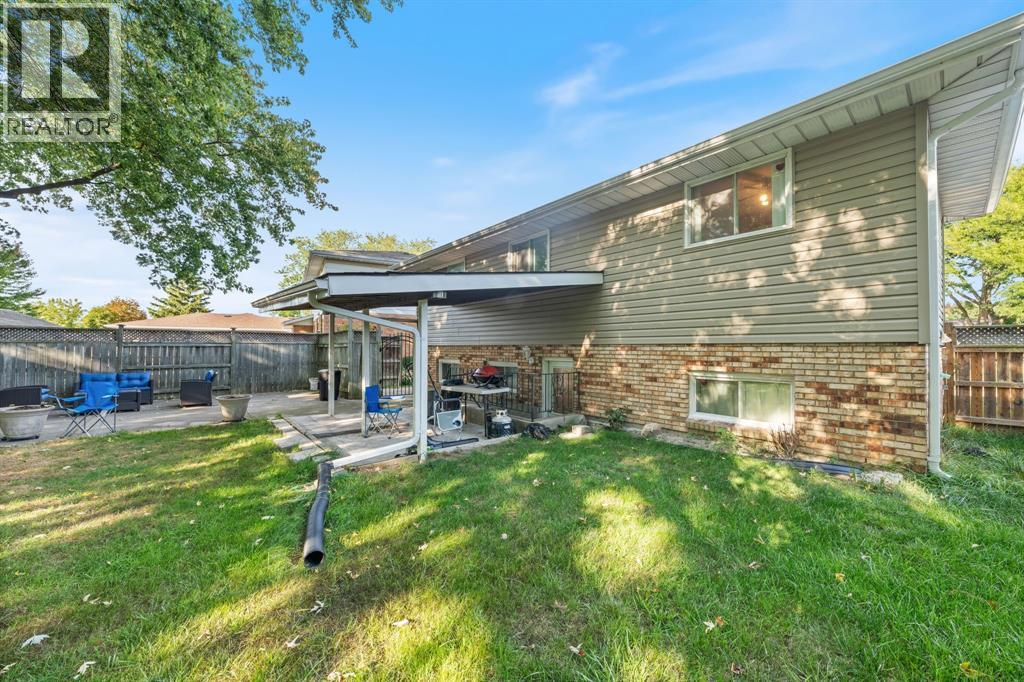 711 Frost Court, Sarnia, Ontario  N7S 4H2 - Photo 12 - 25023874