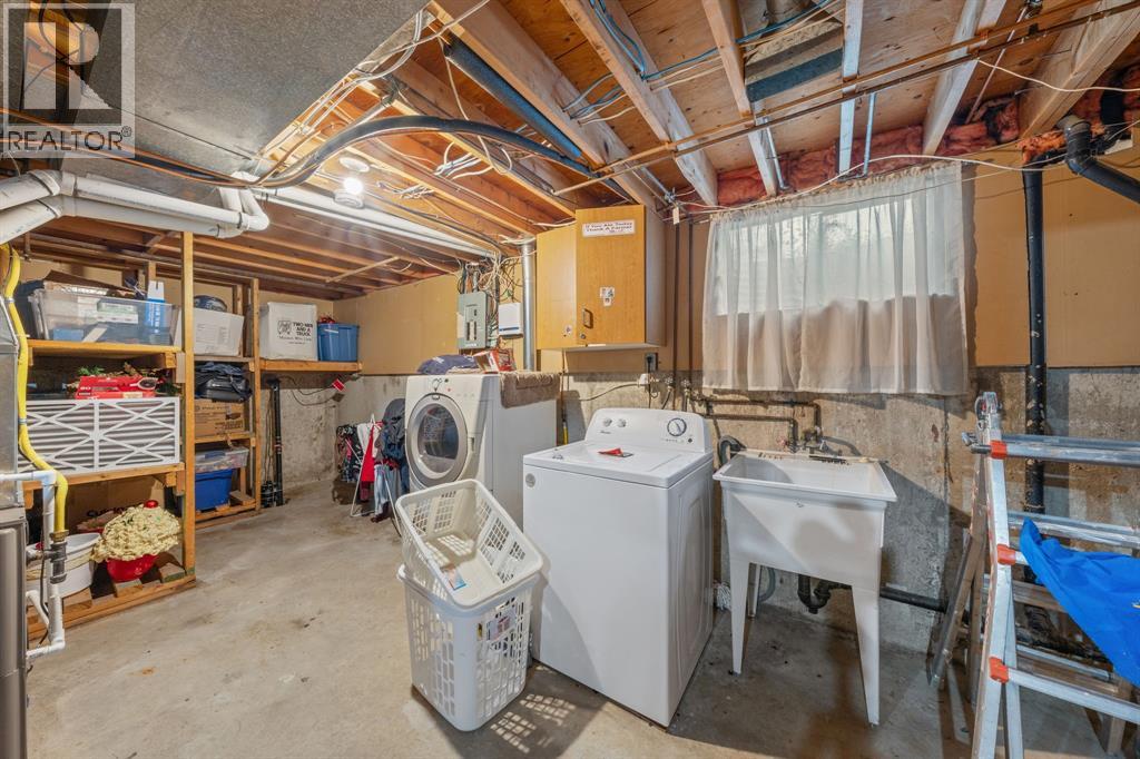 711 Frost Court, Sarnia, Ontario  N7S 4H2 - Photo 41 - 25023874