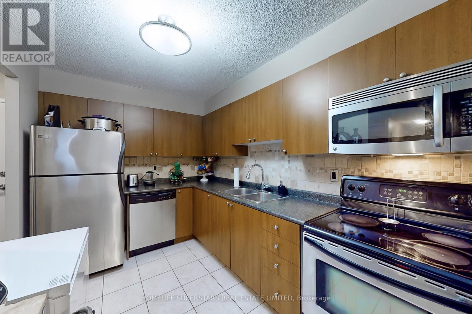 605 - 3501 Glen Erin Drive W, Mississauga, Ontario  L5L 2E9 - Photo 12 - W12296474