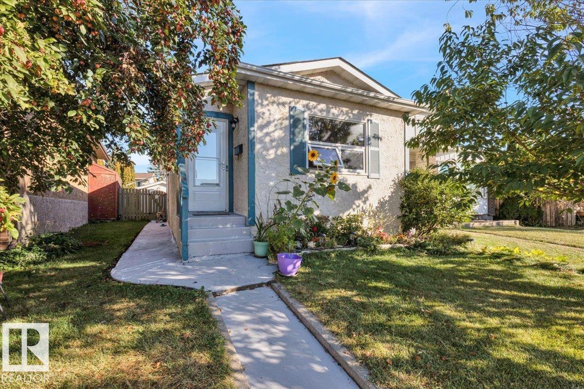 18708 57 AV NW, Edmonton, Alberta