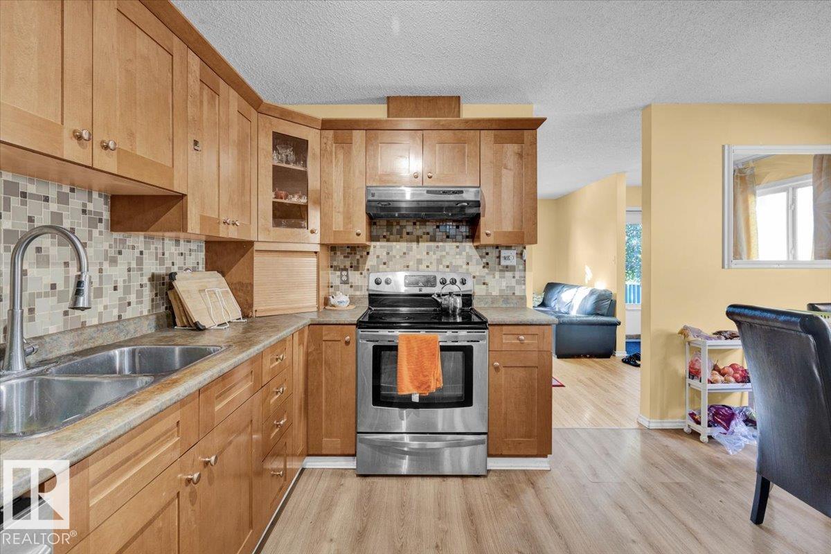18708 57 Av Nw, Edmonton, Alberta  T6M 2A4 - Photo 10 - E4459029