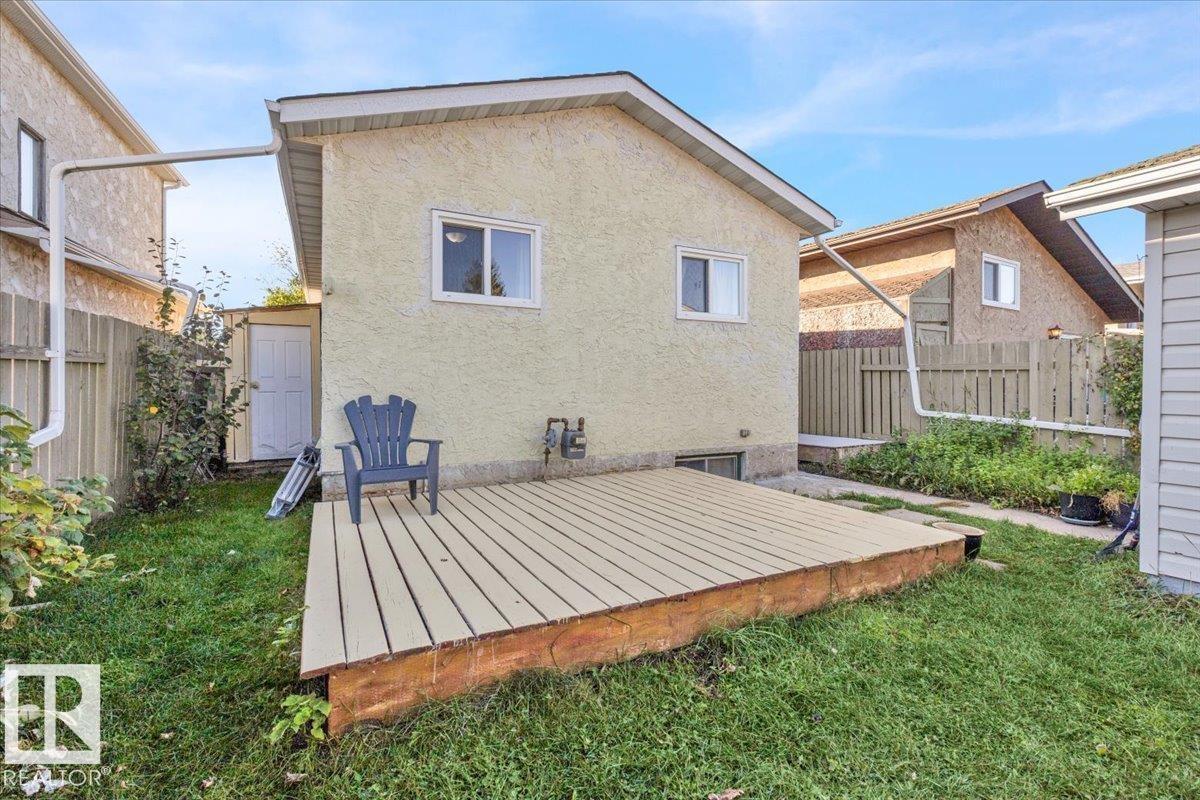 18708 57 Av Nw, Edmonton, Alberta  T6M 2A4 - Photo 35 - E4459029
