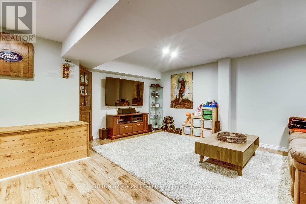 1295 Hastings Drive, London North, Ontario  N5X 2J1 - Photo 29 - X12420830