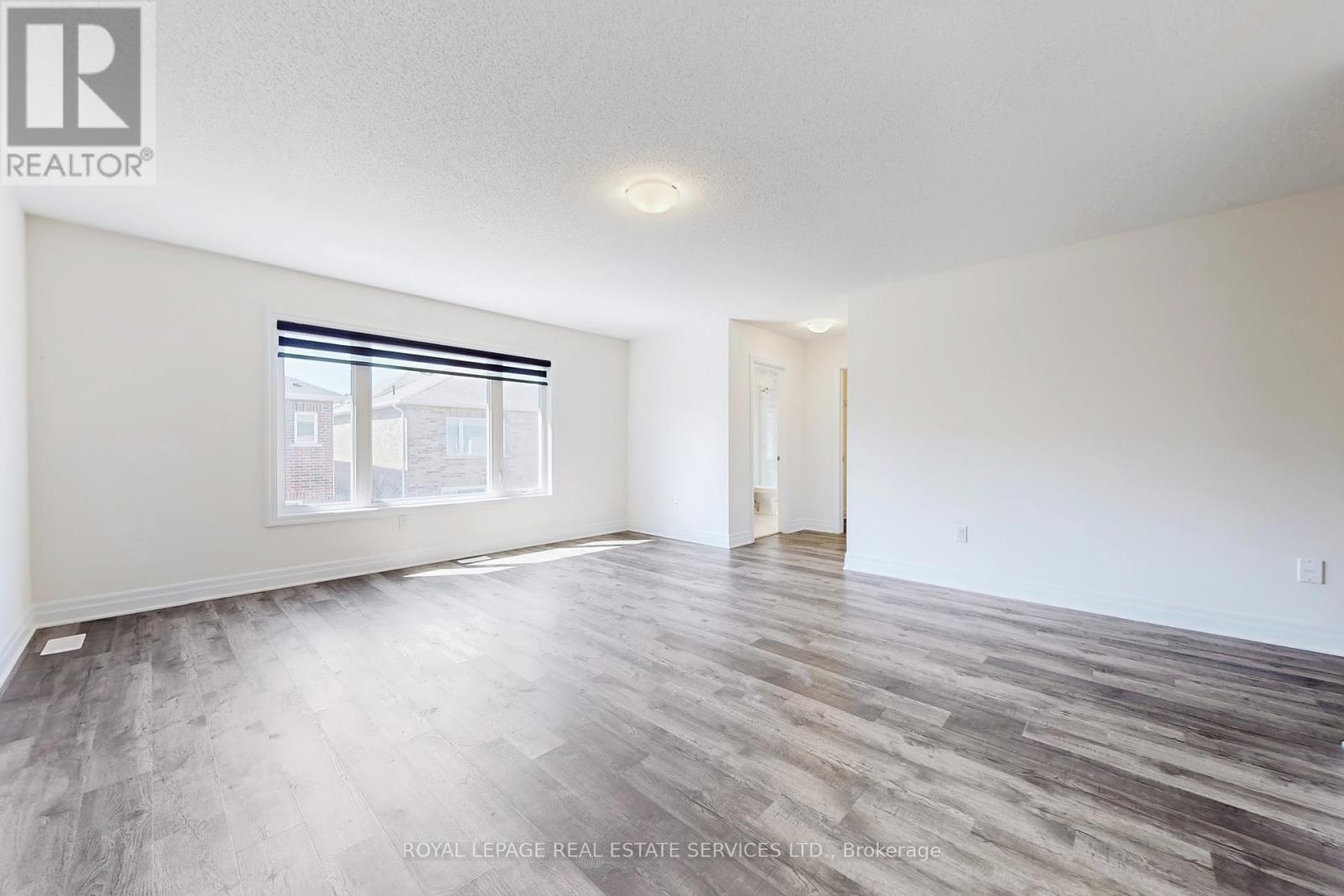 1388 Sycamore Garden, Milton (Cb Cobban), Ontario  L9E 1R3 - Photo 12 - W12420780