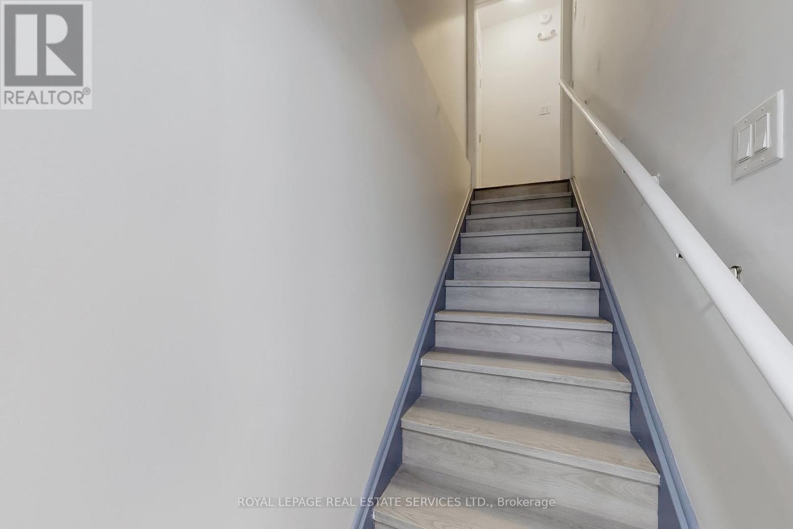 1388 Sycamore Garden, Milton (Cb Cobban), Ontario  L9E 1R3 - Photo 24 - W12420780