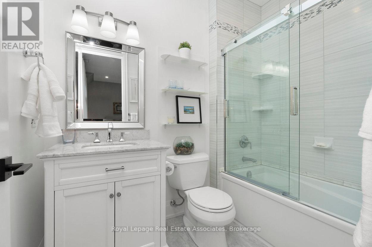 1285 Mineola Gardens, Mississauga, Ontario  L5G 3Y5 - Photo 28 - W12420783