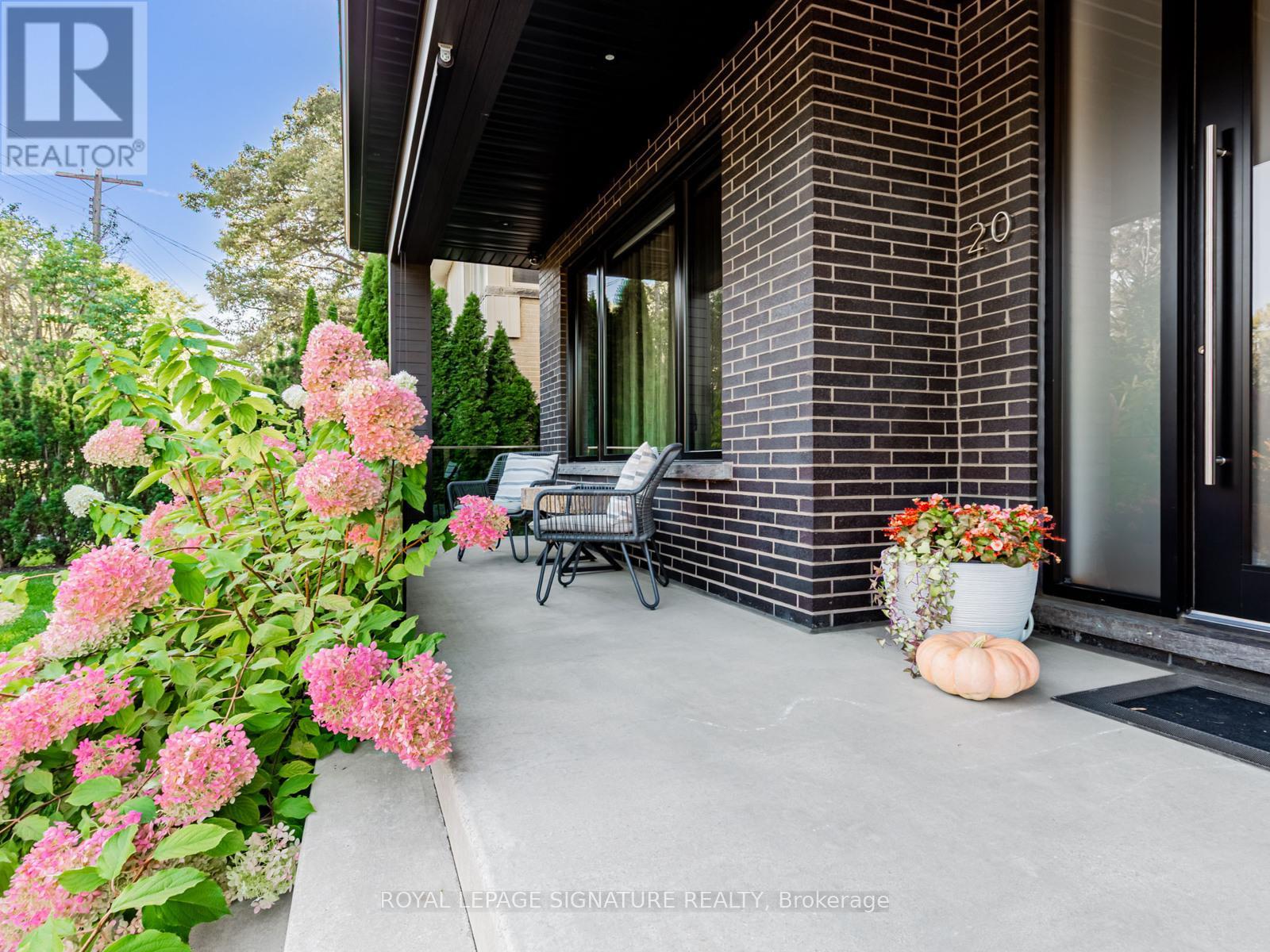 Property at 20 HARTFIELD COURT image 2