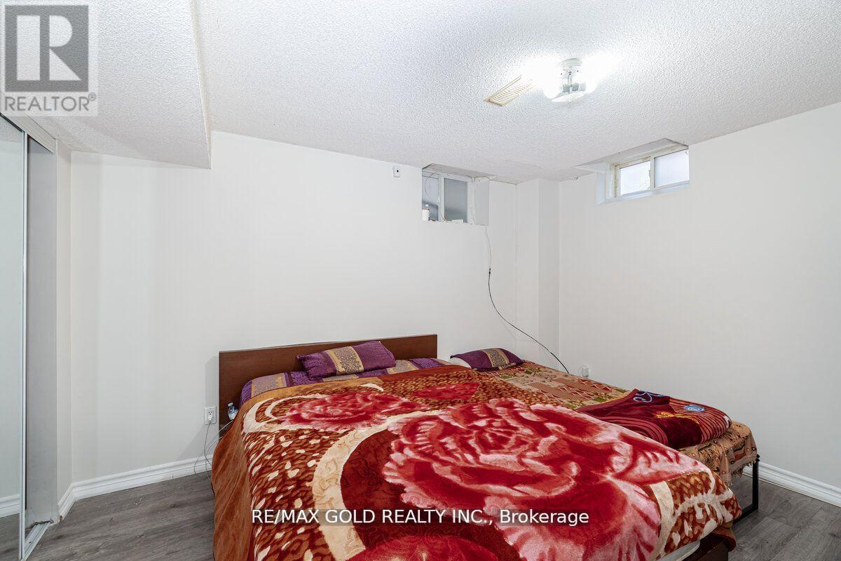 29 Ocean Ridge Drive, Brampton, Ontario  L6R 3K5 - Photo 38 - W12420814