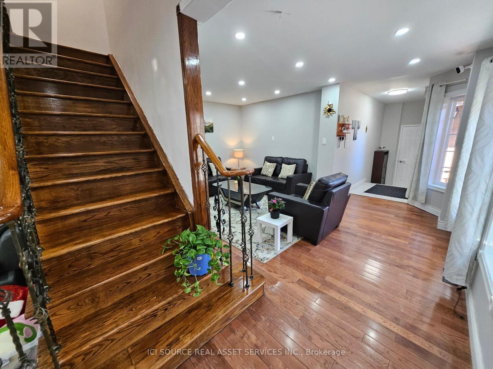 19 Piane Avenue, Brampton, Ontario  L6Y 4X8 - Photo 20 - W12420816