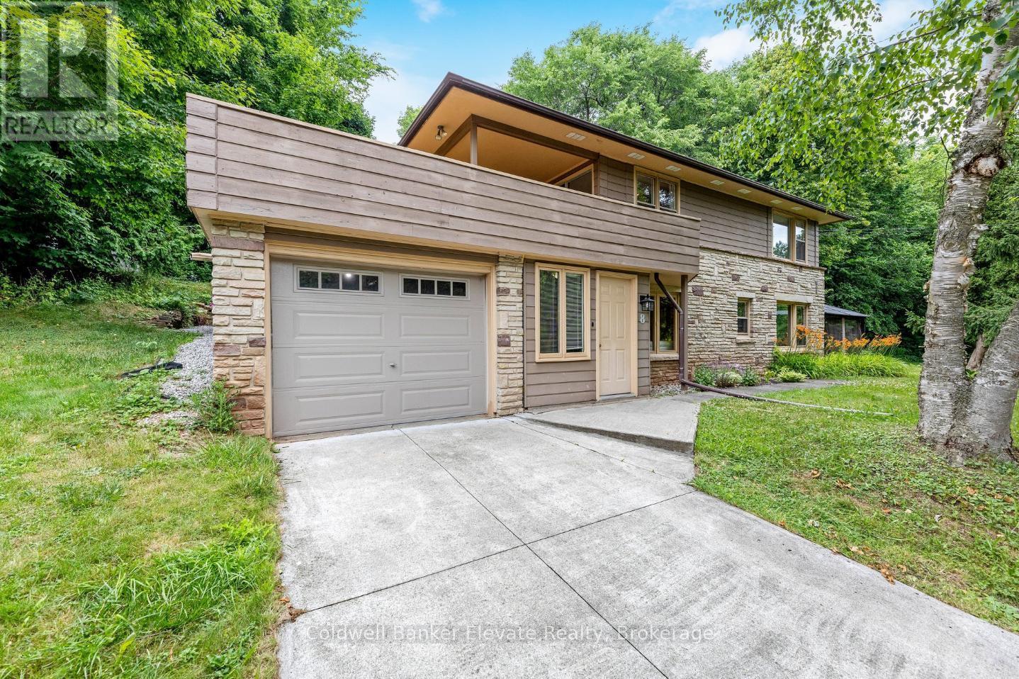 8 Ann Street, Halton Hills, Ontario  L7G 2V2 - Photo 6 - W12420823